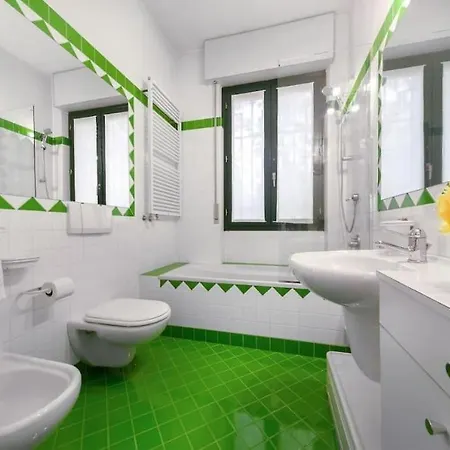 Contessa - Panoramic *