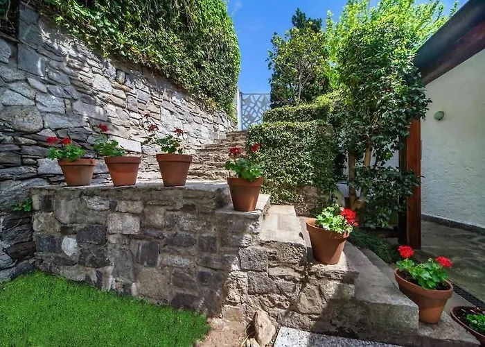 Vila Contessa - Panoramic Massino Visconti